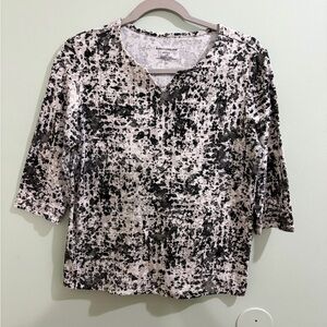 Rebecca Malone Black and White Splatter 3/4” Sleeve  Top size PL